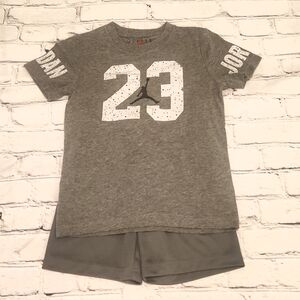 🩶SOLD🩶Jordan Kids Top & Short Set Size 5-6 Years